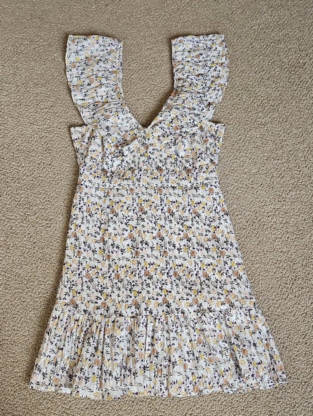 MINKPINK Surry Ditsy Floral Mino Dress Cream with Yellow Flowers Size Small VGUC